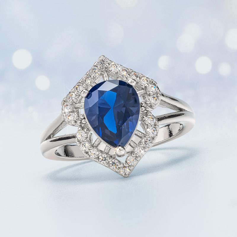 Grande Dame Ring